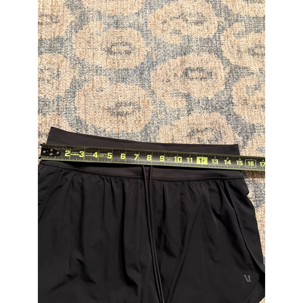 Vuori Daily Speed Shorts Seize Large Black Excellent Condition No Flaws - Picture 4 of 5